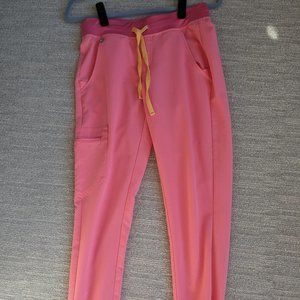 Figs Neon Pink XS set top and bottom